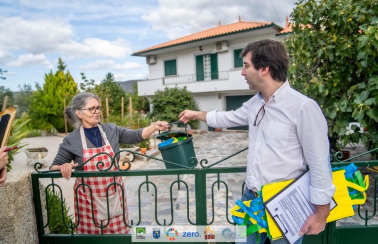 Muxagata desenvolve projeto pioneiro de compostagem comunitária