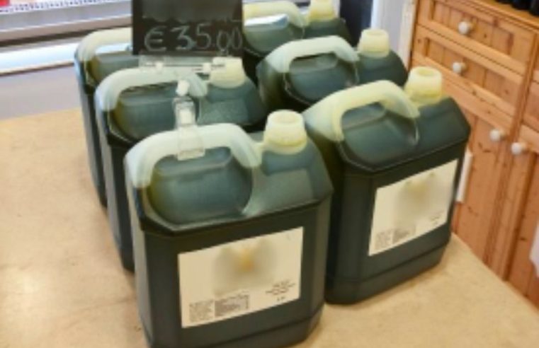 Óleo vendido como azeite apreendido em Oliveira do Hospital