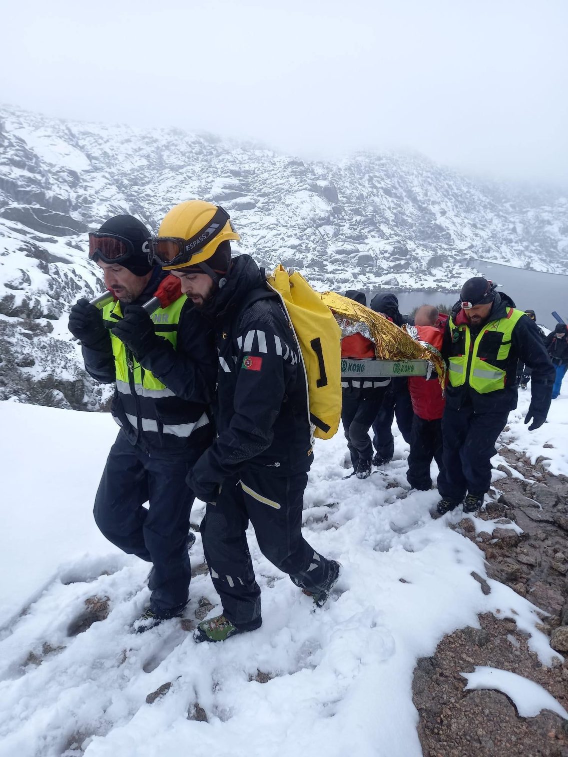 Proteção Civil resgata montanhista na Serra da Estrela