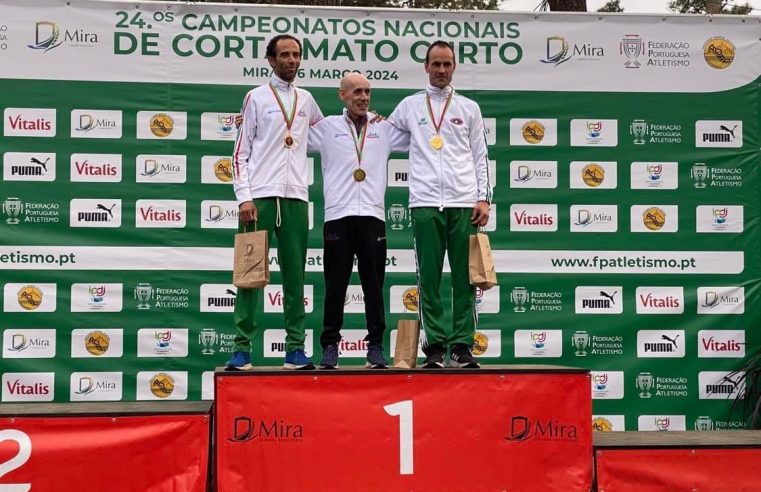 António Silva e Luís Rações no pódio do Nacional de Corta-Mato Curto