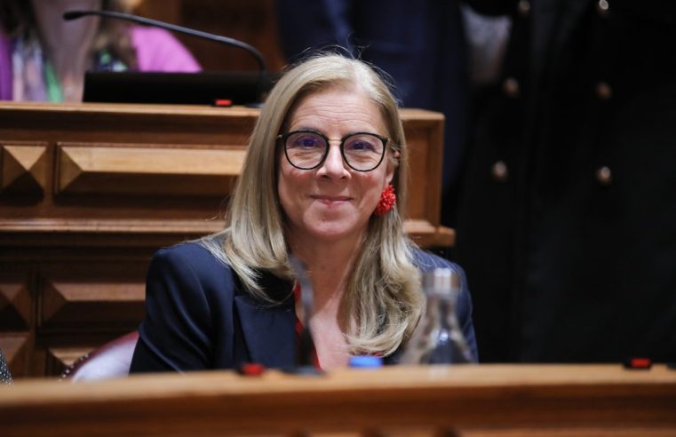 Cristina Sousa cessa funções como deputada