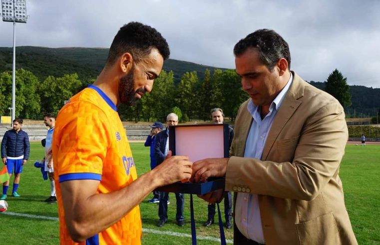 Bosingwa homenageado pela Câmara de Seia