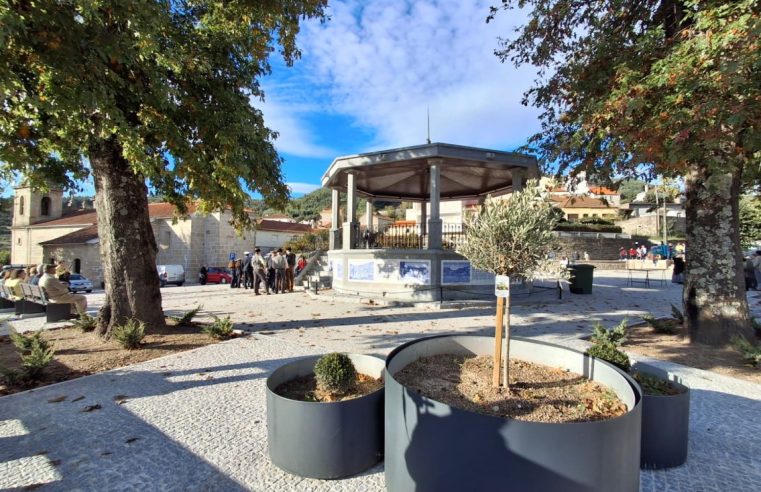 “Sala de visitas” da vila de Avô foi requalificada