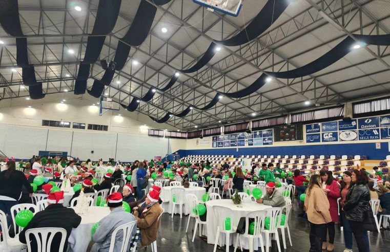 Seniores de Oliveira do Hospital celebram o Natal durante encontro da Rede Social