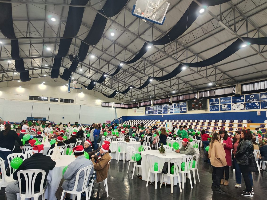 Seniores de Oliveira do Hospital celebram o Natal durante encontro da Rede Social