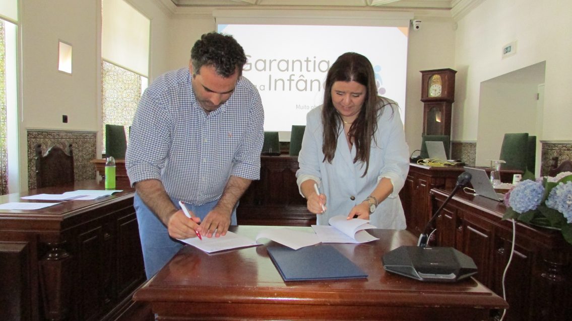 Seia cria Núcleo para reforçar combate à pobreza infantil e exclusão social