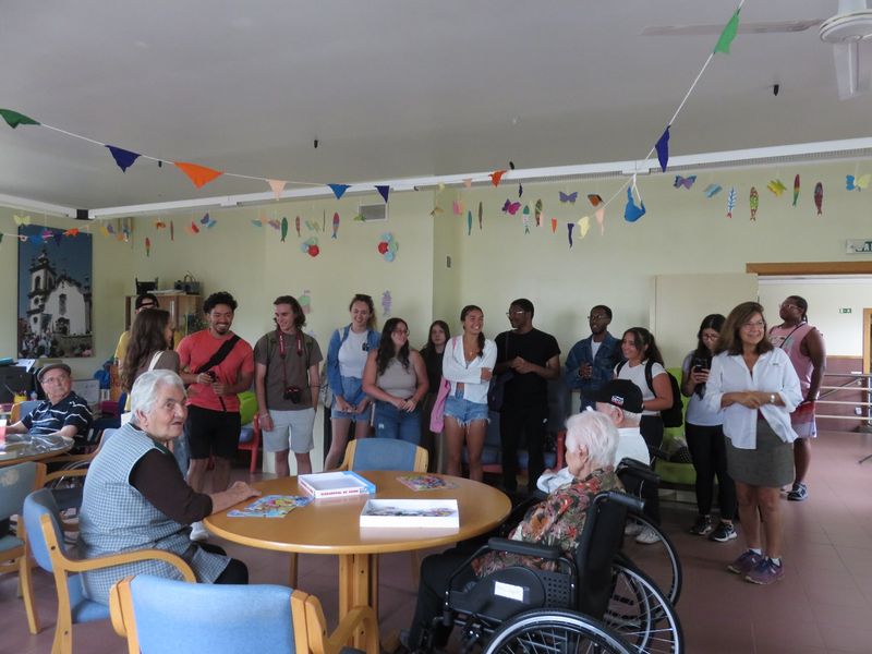 Estudantes norte-americanos desafiados a criar projetos de Impacto Social nas Aldeias de Montanha