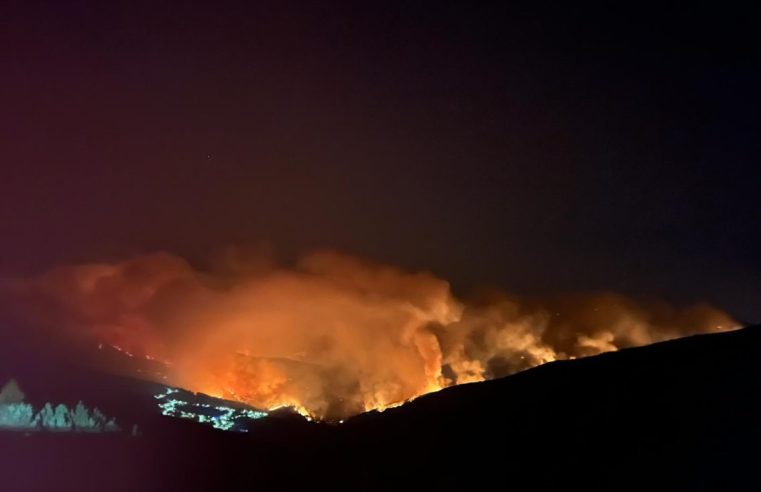 Nove aldeias de Seia confinadas devido ao incêndio