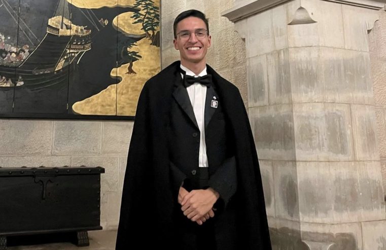 Francisco Flor eleito presidente da Assembleia Magna da Associação Académica de Coimbra