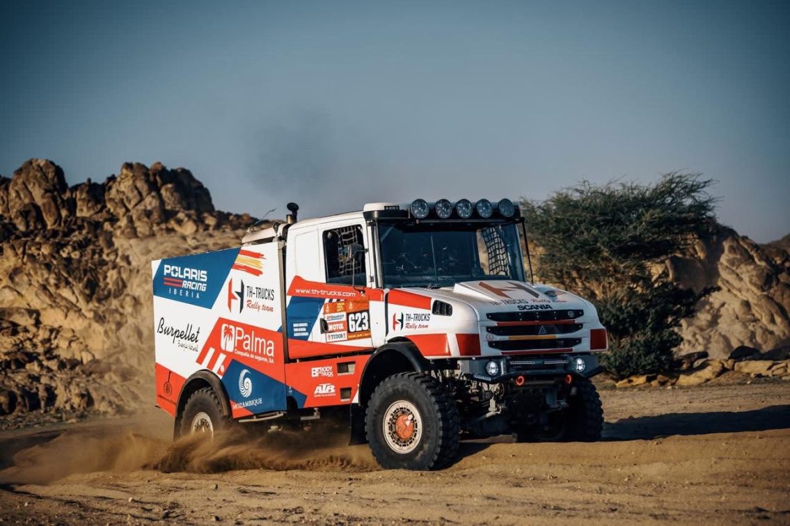 Paulo Oliveira conclui 2ª etapa do Dakar e mantém equipa na luta entre os camiões
