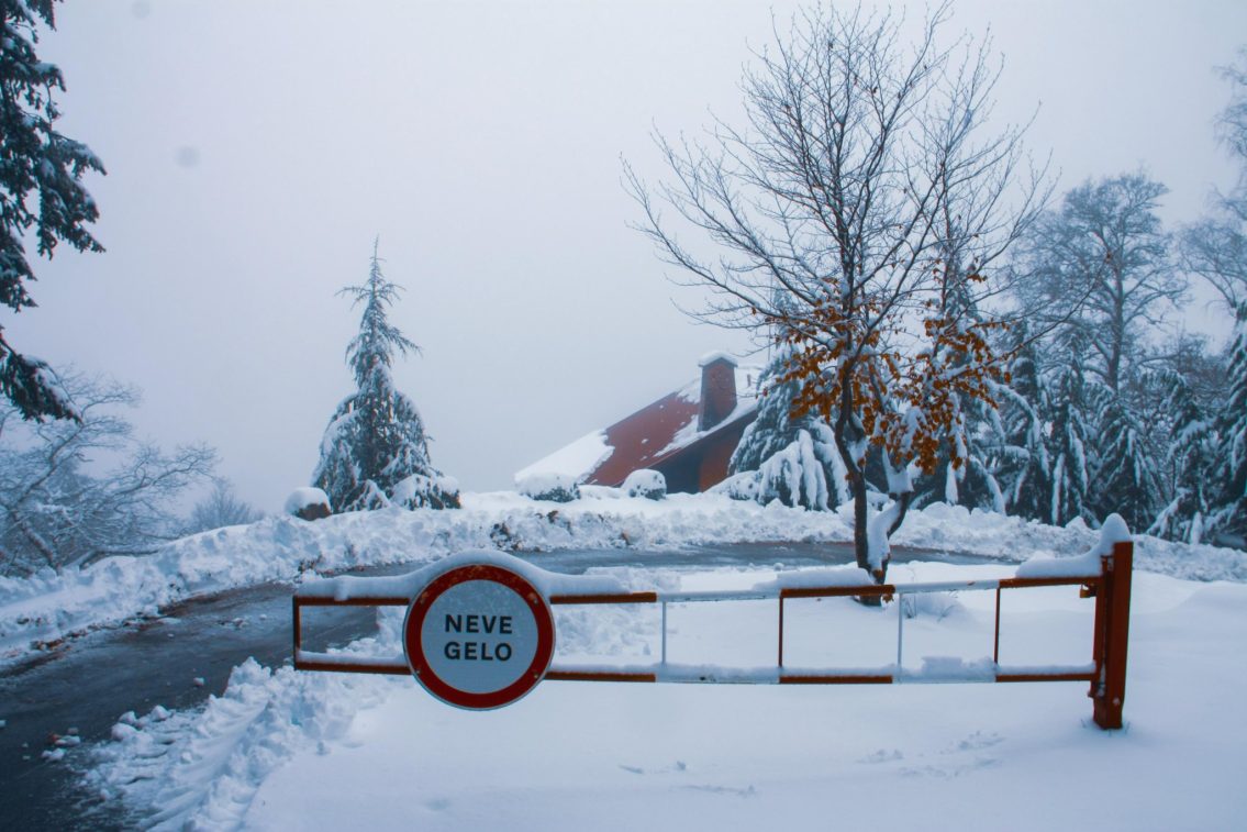 Manteigas alerta para chuva forte, vento intenso e queda de neve