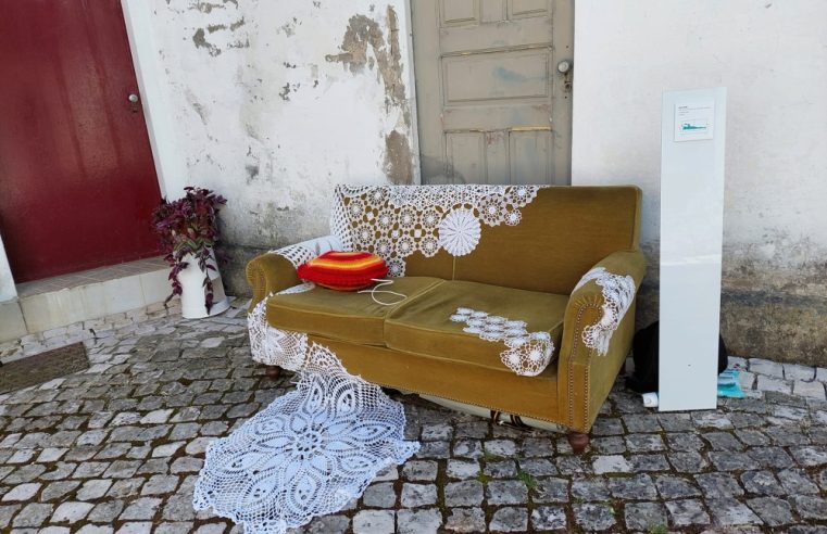 Casa Municipal da Cultura de Seia recebe instalação sonora “Sofá em Mi Maior”