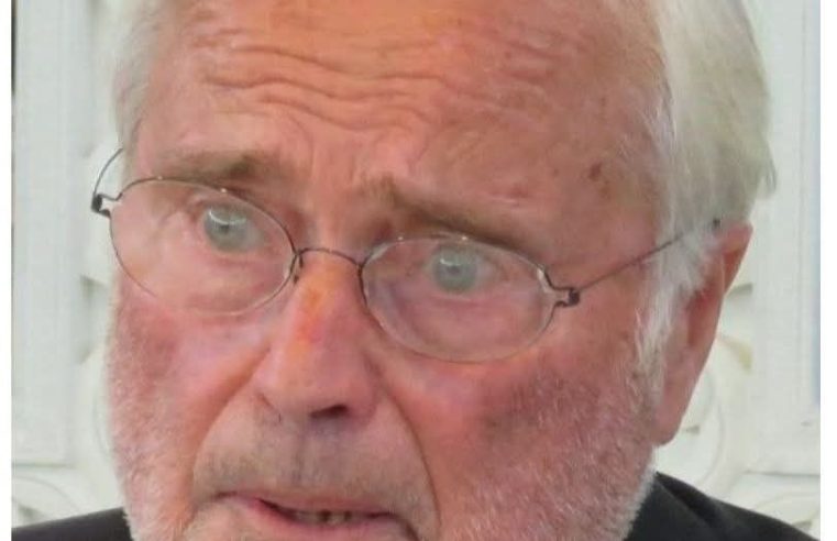 Comissão de utentes quer erguer estátua em homenagem ao médico Barreto Leite