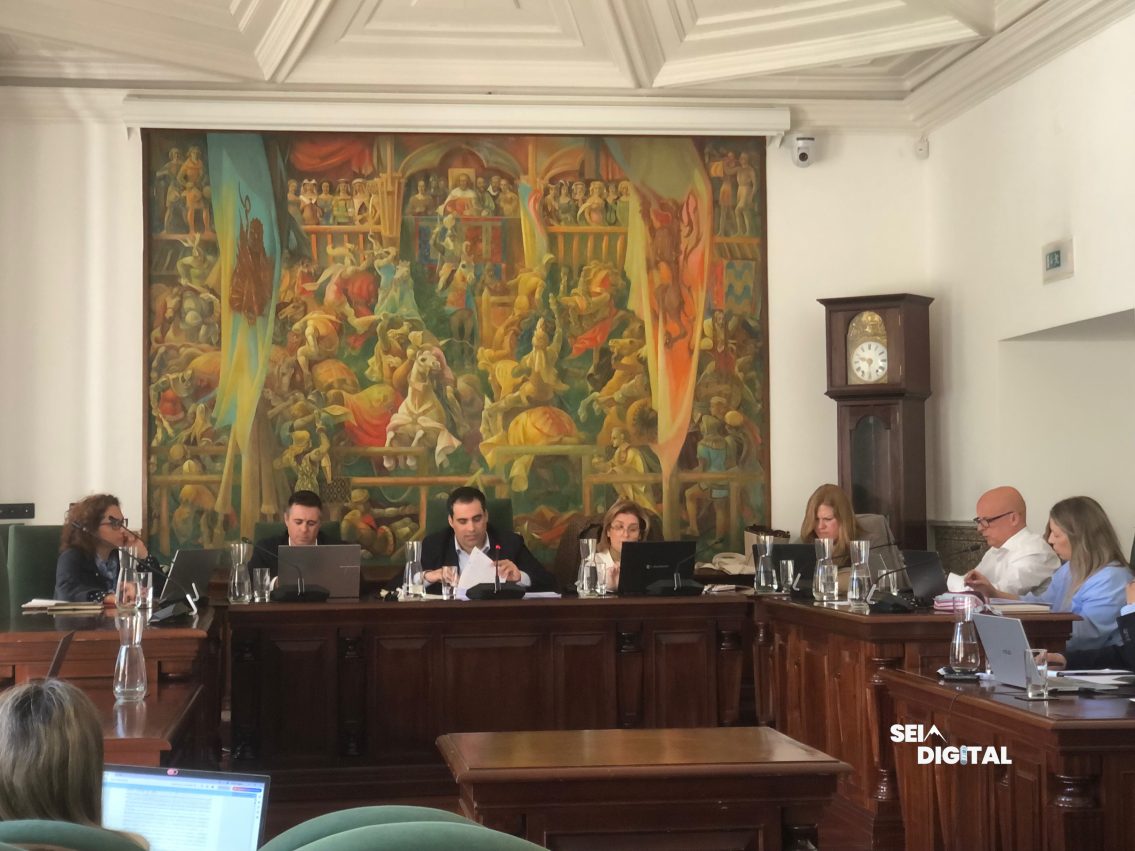 Câmara de Seia aprova contas de 2025 com resultado positivo, mas oposição aponta fragilidades