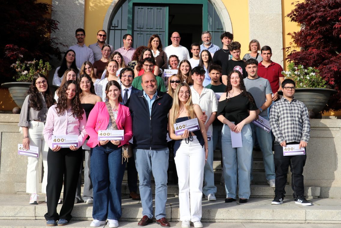 Município de Nelas atribui 55 bolsas a estudantes do ensino superior