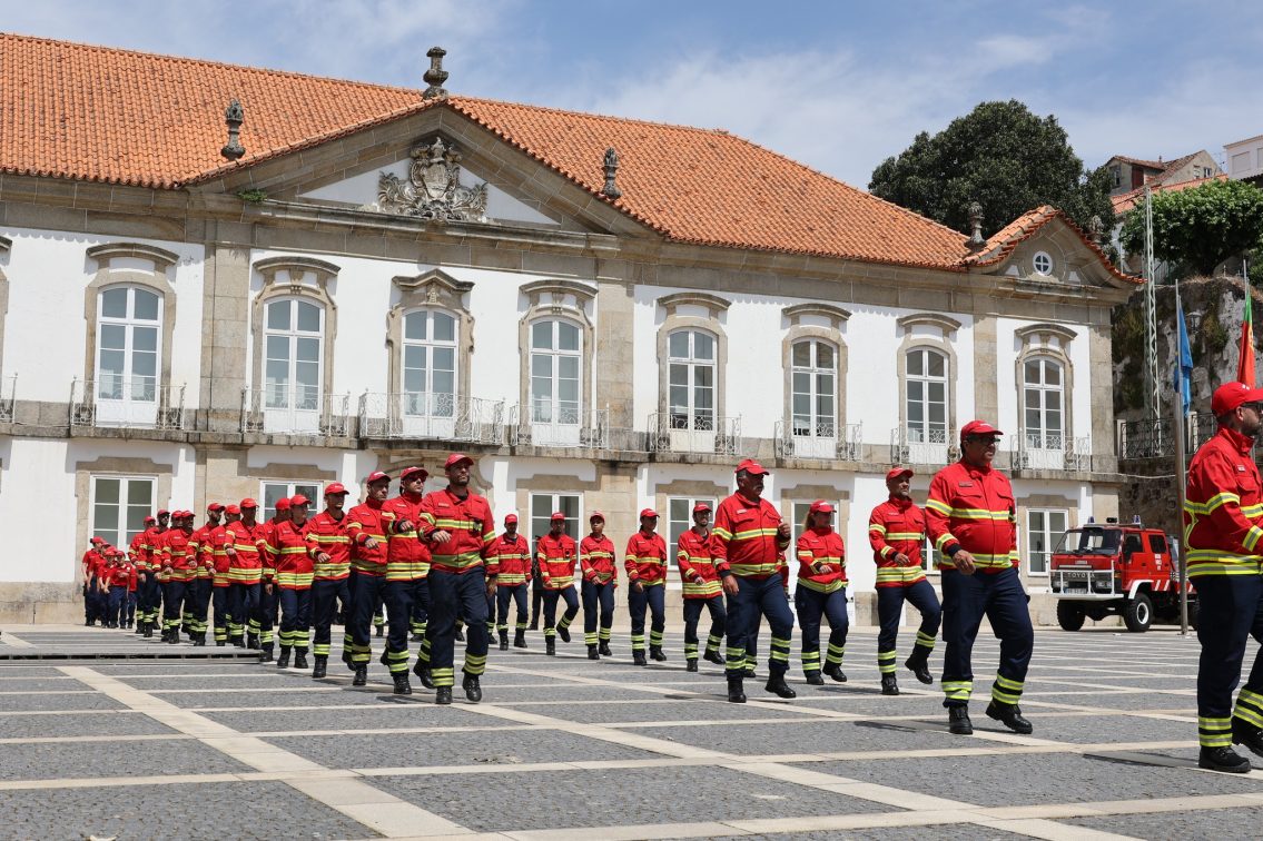 Seia assinala Dia Municipal do Bombeiro com homenagem às três corporações do concelho