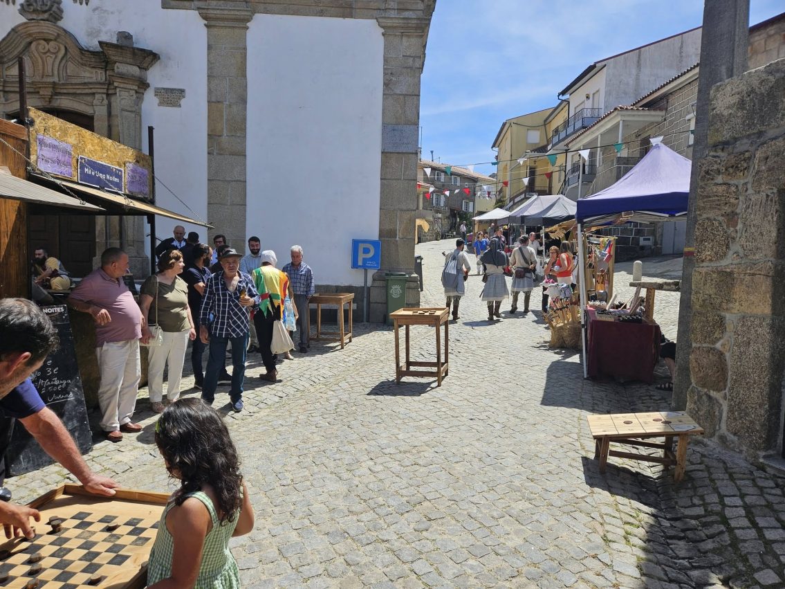 Sucesso da Feira Medieval de Santa Marinha leva PSD a pedir reforço do apoio municipal