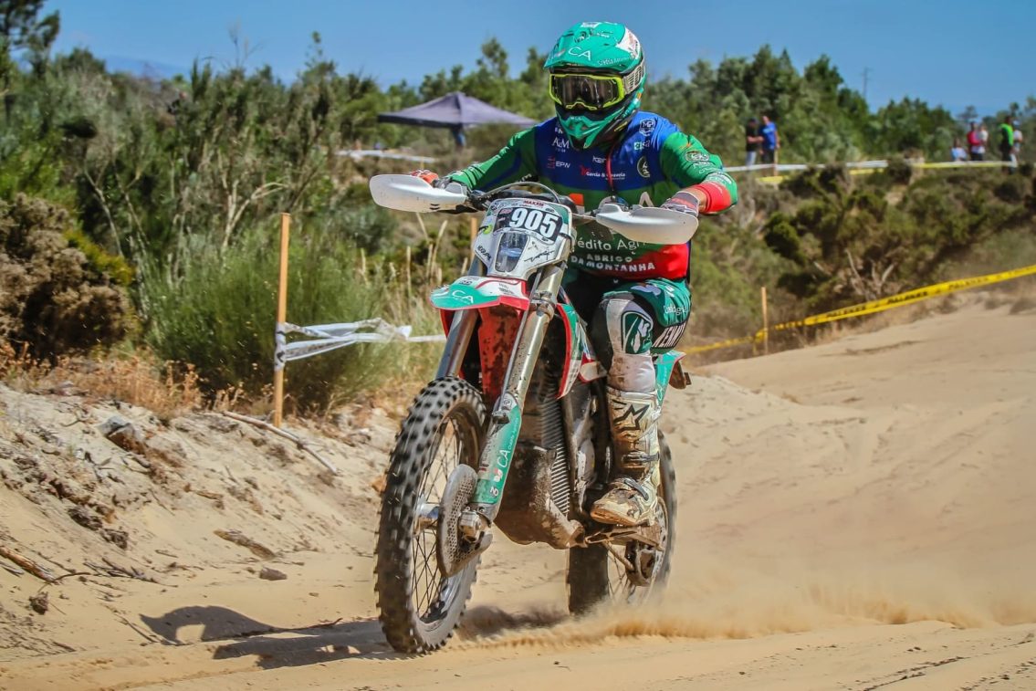 Mário Patrão conquista Campeonato Nacional de Enduro na categoria de motos elétricas