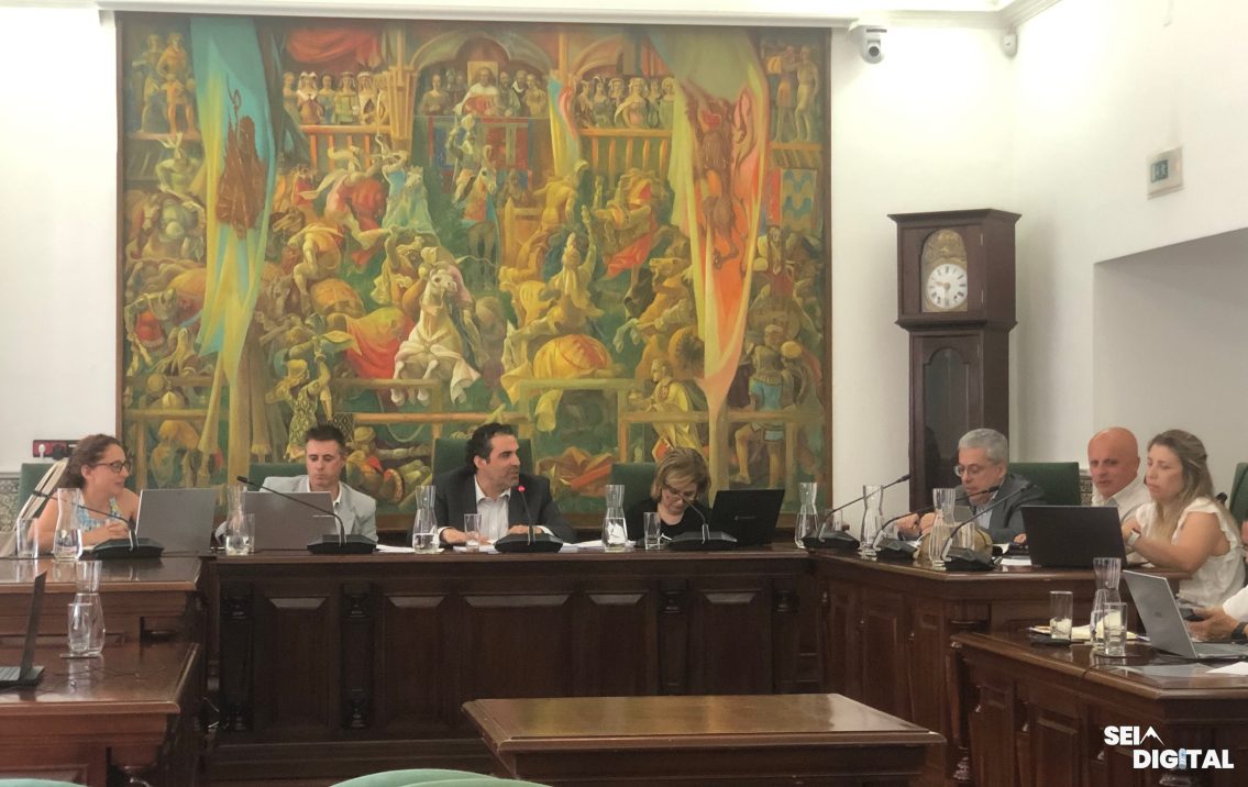 PSD de Seia pede maior participação na escolha das Campânulas de Mérito; Câmara diz que processo segue regulamento